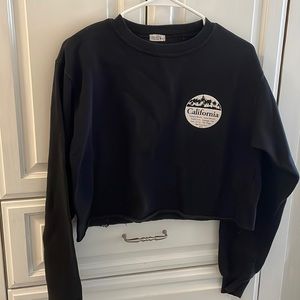 Brandy Melville - John Galt crop sweater